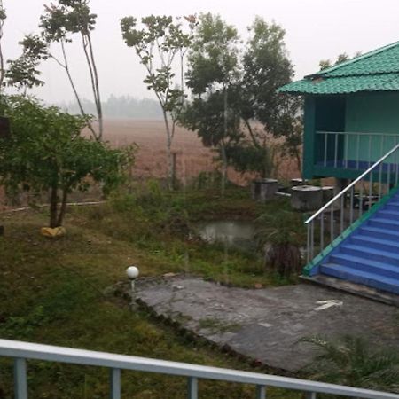 Banani Resort By Wb Inn Gosāba Buitenkant foto