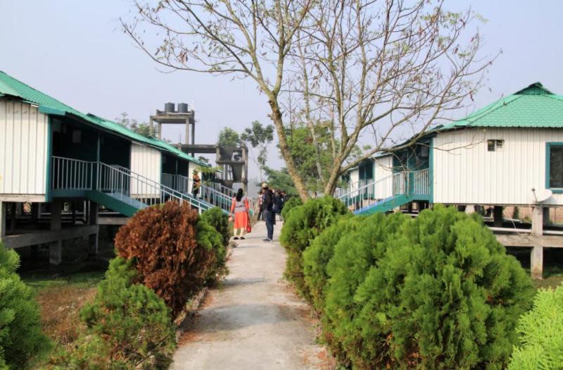 Banani Resort By Wb Inn Gosāba Buitenkant foto